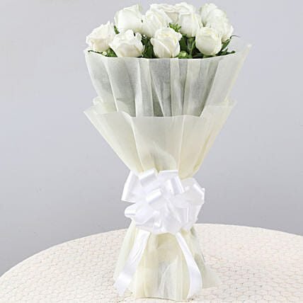 Elegant Pristine White Roses Bouquet1